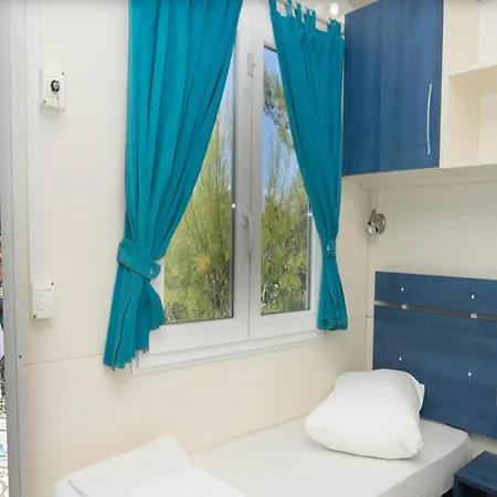 Mobile In Near Pebble * Црес