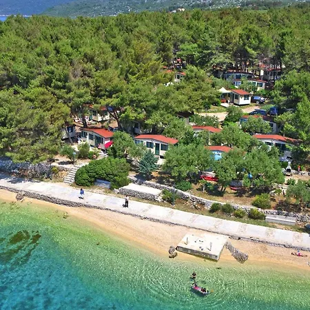 Сasa de vacaciones Mobile Homes In Camp Kovacine, Cres, With Long Pebble *