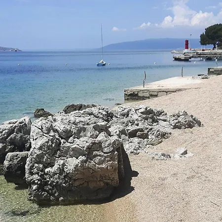 Mobile Homes In Camp Kovacine, Cres, With Long Pebble Сasa de vacaciones