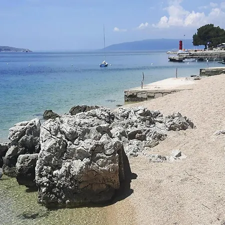 Mobile In Near Pebble בית נופש קרס