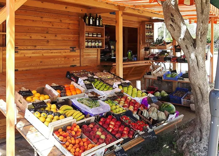 Mobile In Near Pebble *